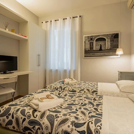 Fotofever Apt, Two Bedrooms With Air Conditioned In Elegant Shopping Area, Close To Vatican City Rome Bagian luar foto